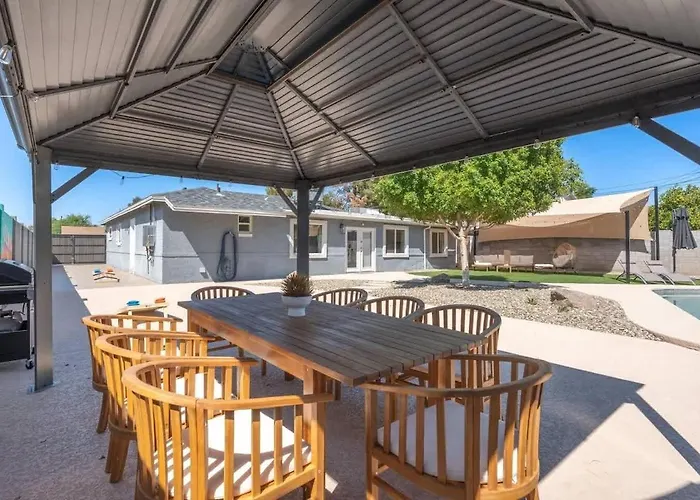 5br Heated Pool Bbq And Covered Patio - Dt Phx